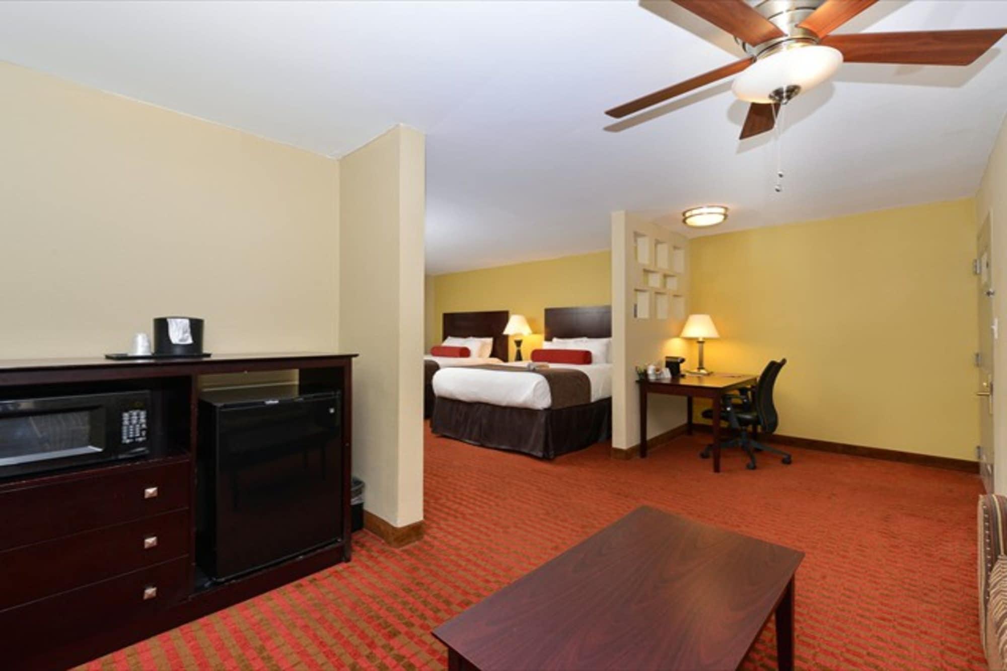 Quality Suites Nashville Airport Exterior foto